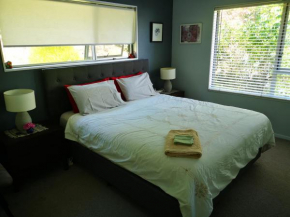 Studio room & bedroom ensuite